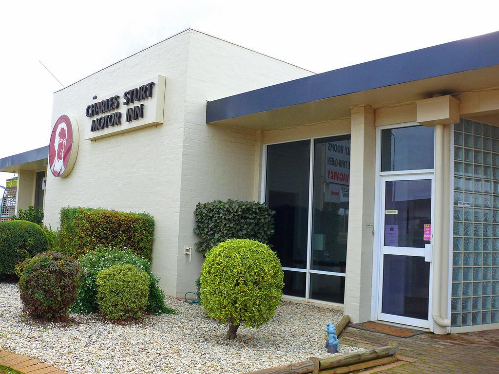 Charles Sturt Motor Inn West Wyalong Bagian luar foto