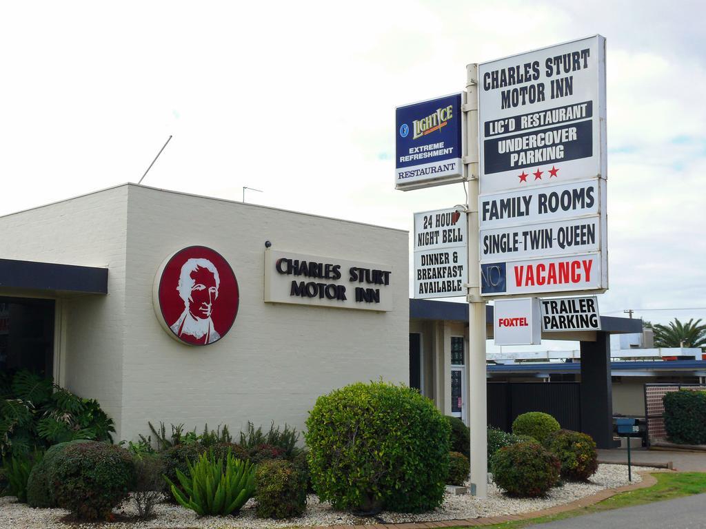 Charles Sturt Motor Inn West Wyalong Bagian luar foto