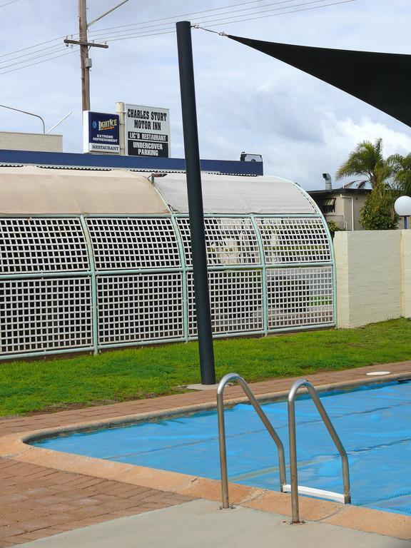 Charles Sturt Motor Inn West Wyalong Bagian luar foto