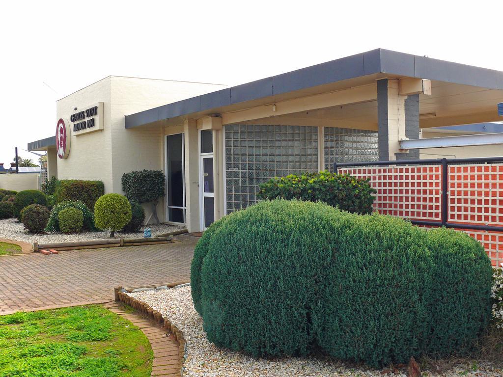 Charles Sturt Motor Inn West Wyalong Bagian luar foto